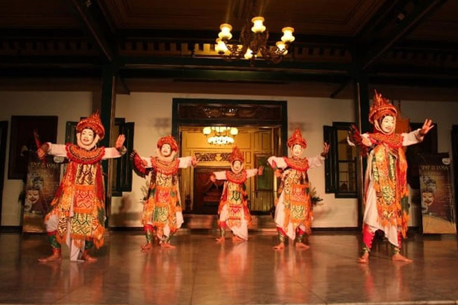 budaya-suarateluk-4